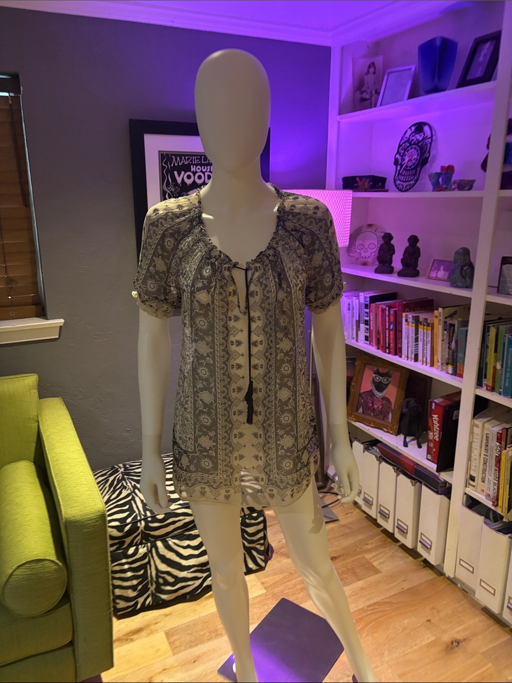 Source Unknown Black and Cream/White Boho Lace-Trim Tie Front Blouse
